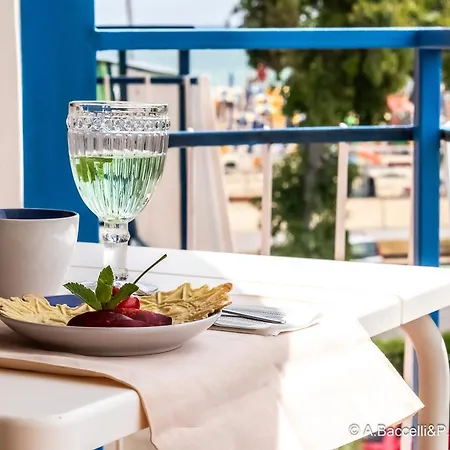 Mint House 아파트 바스토