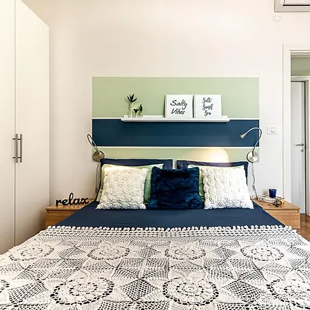 Mint House 아파트 바스토